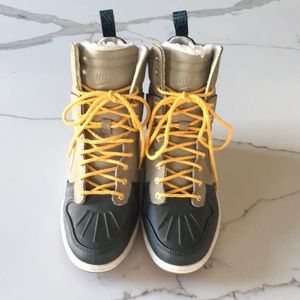 NIKE Waterproof Suede Wedge Tennis Shoe!